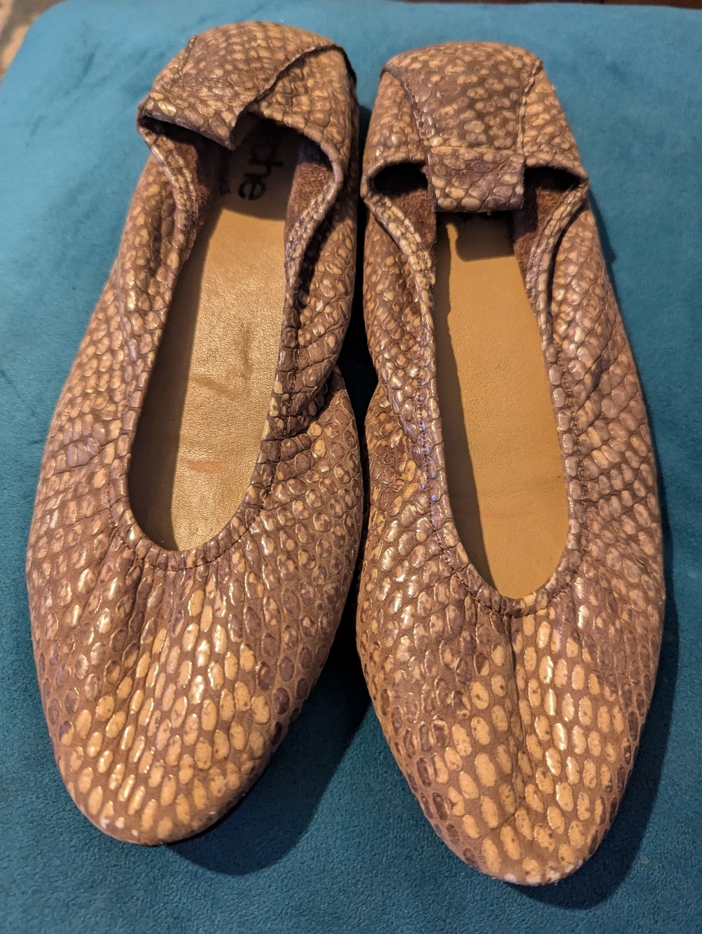 Arche Snake-Embossed Slip-On Flats in Beige and Brown - Picture 2 of 6